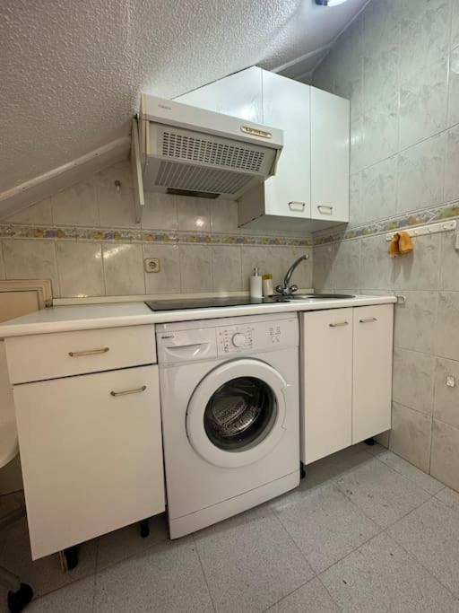 Cozy Apartment In Madrid Center Εξωτερικό φωτογραφία